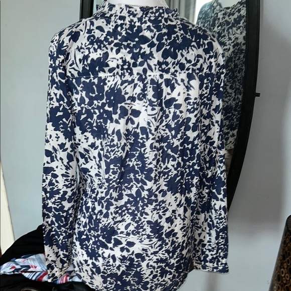 Talbots .Floral Print Women's Top - Picture 5 of 5